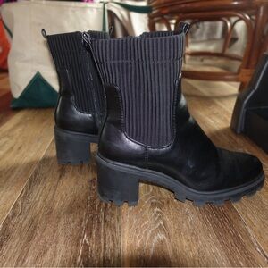 Black Chunky Heel Ankle Boots Leather Boots Ribbed Knit Sides